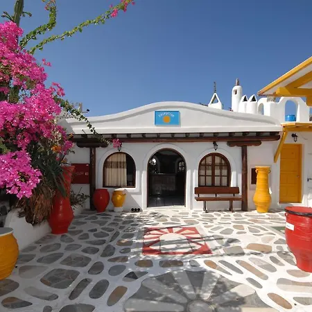 Hotel apartamentowy Sun Of Mykonos Klouvas