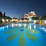 Sun Of Mykonos Aparthotel 3*